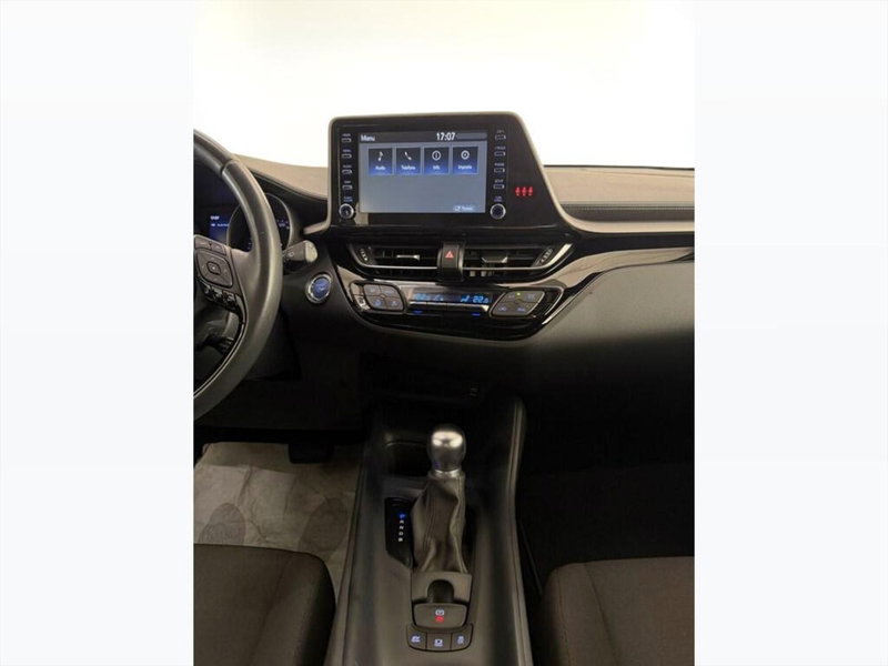 Toyota Toyota C-HR usata a Monza e Brianza (13)