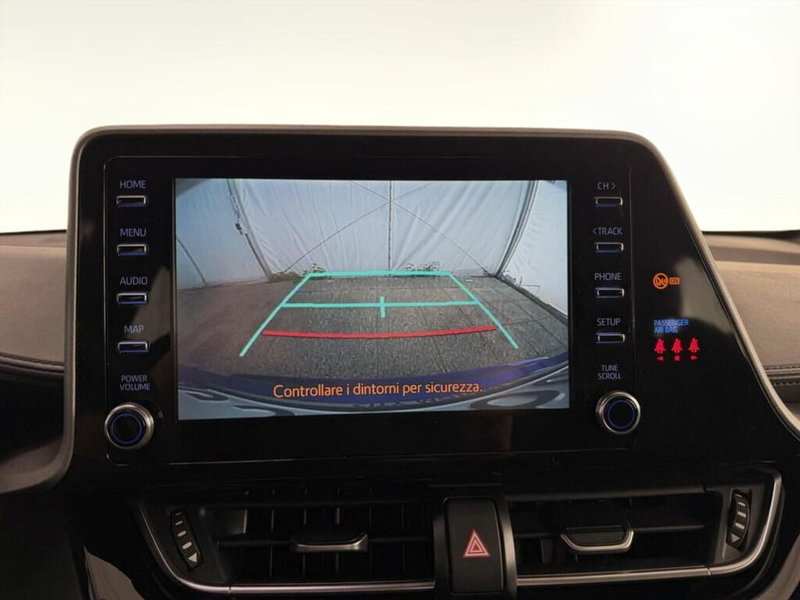 Toyota Toyota C-HR usata a Monza e Brianza (14)