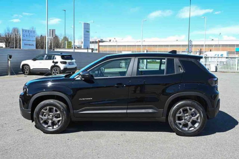 Jeep Avenger nuova a Torino (19)