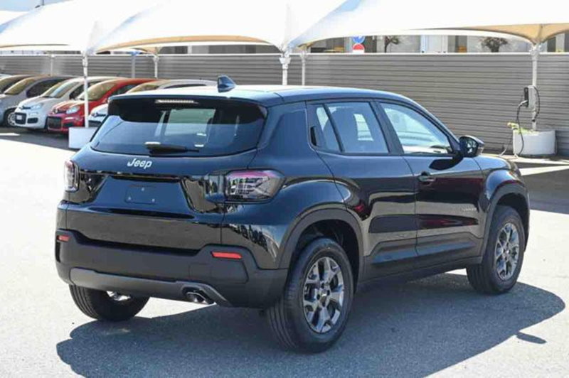 Jeep Avenger nuova a Torino (3)