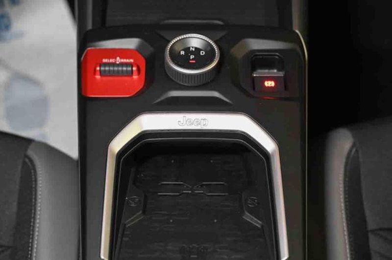 Jeep Compass nuova a Torino (15)