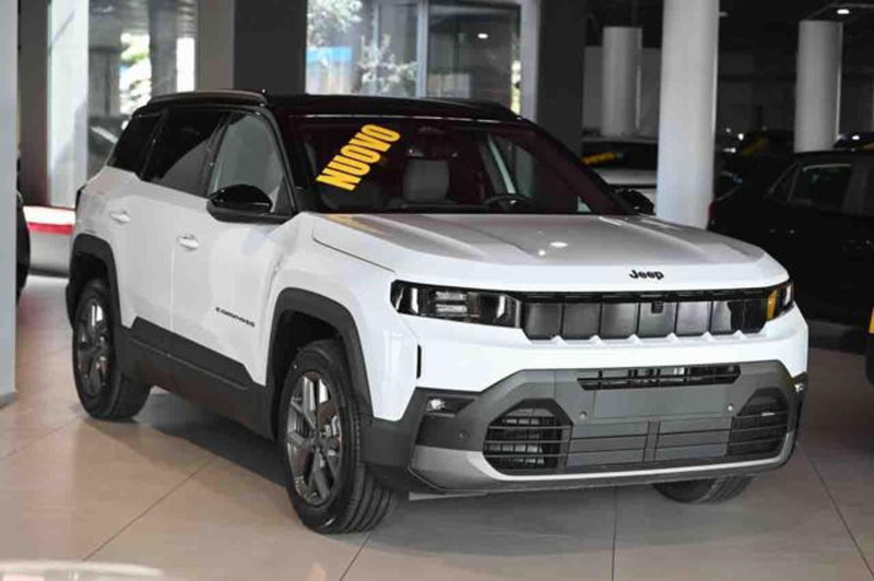 Jeep Compass nuova a Torino (2)