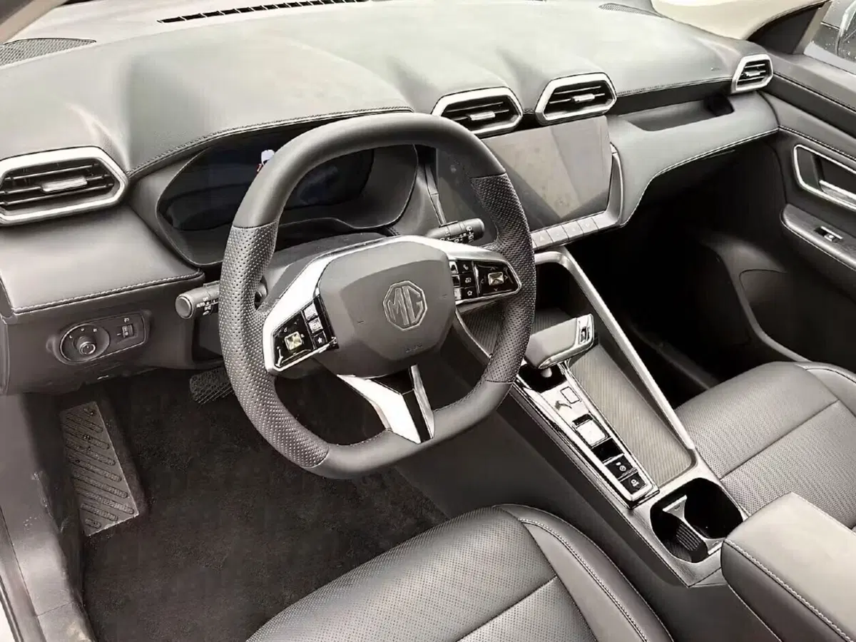 Mg ZS nuova a Napoli (6)