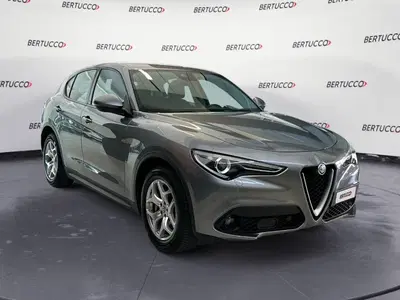 Alfa Romeo Stelvio Stelvio 2.2 Turbodiesel 160 CV AT8 RWD Super Business del 2019 usata a Verona