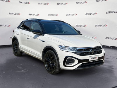 Volkswagen T-Roc 1.0 TSI R-Line del 2023 usata a Verona