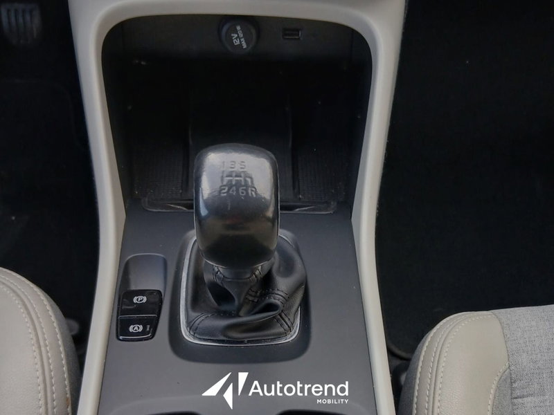 Volvo XC40 usata a Bari (12)