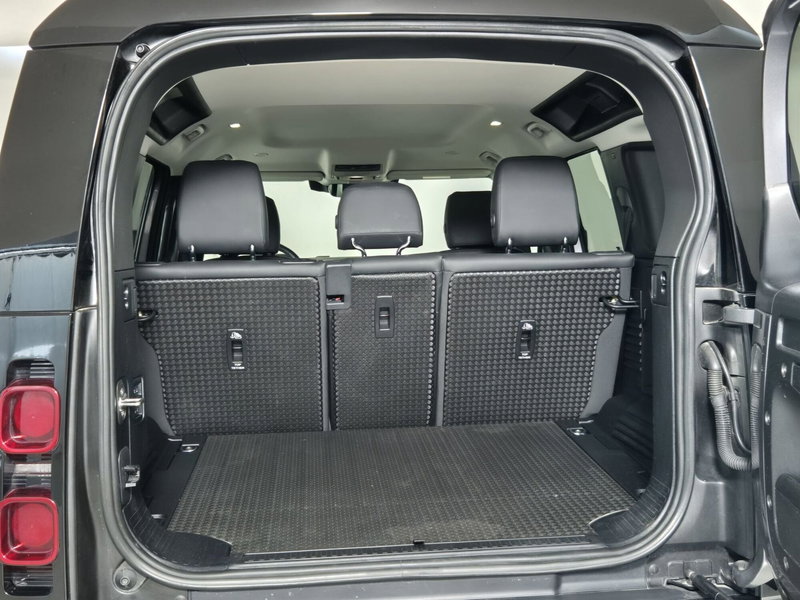 Land Rover Defender usata a Torino (12)