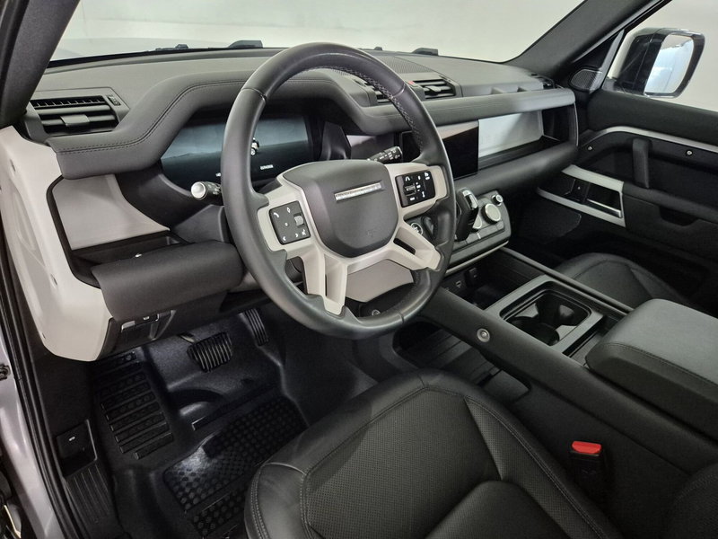 Land Rover Defender usata a Torino (15)