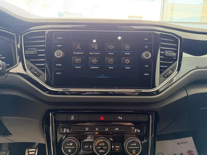Volkswagen T-Roc usata a Napoli (15)