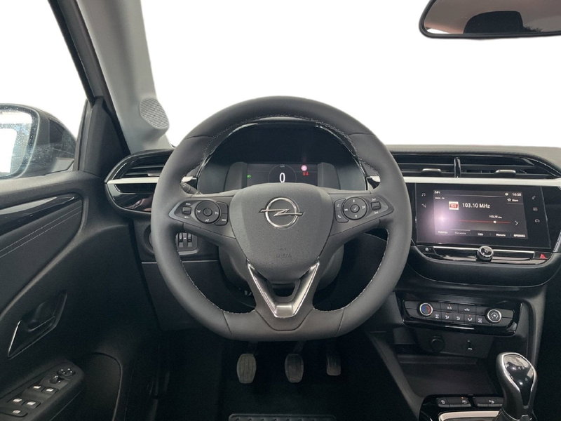 Opel Corsa usata a Torino (12)
