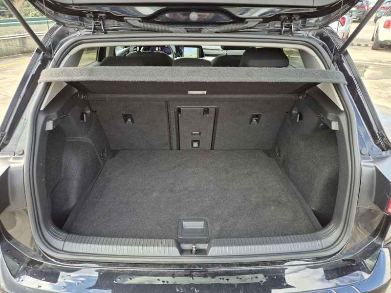 Volkswagen Golf usata  (12)