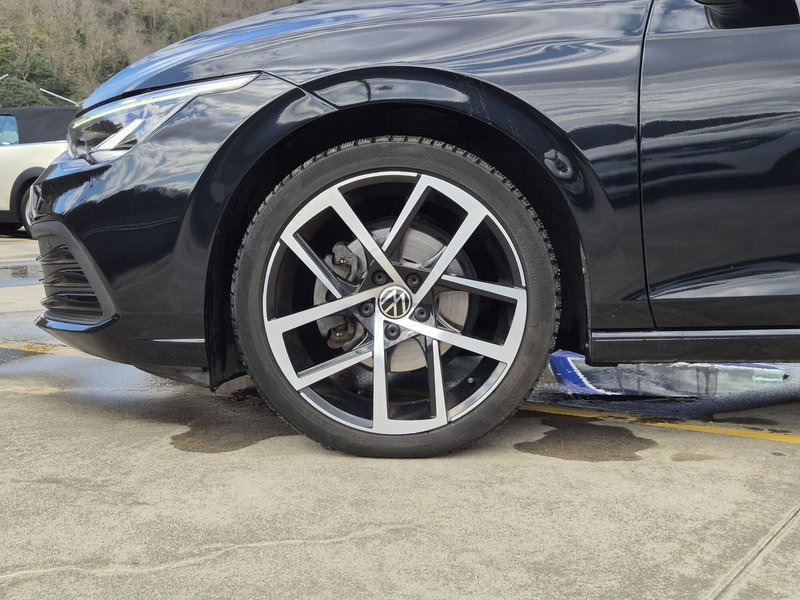 Volkswagen Golf usata  (13)