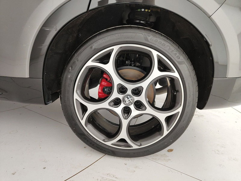 Alfa Romeo Tonale usata a Caserta (11)