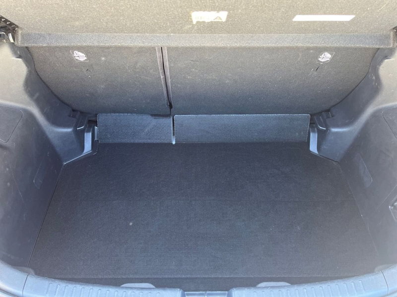 Toyota Yaris usata a Ragusa (6)