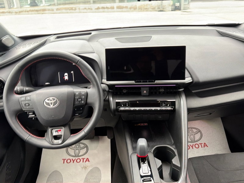 Toyota Toyota C-HR usata a Catania (9)