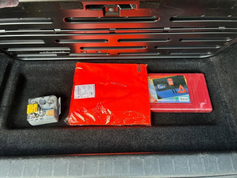 Suzuki Grand Vitara usata a Prato (15)