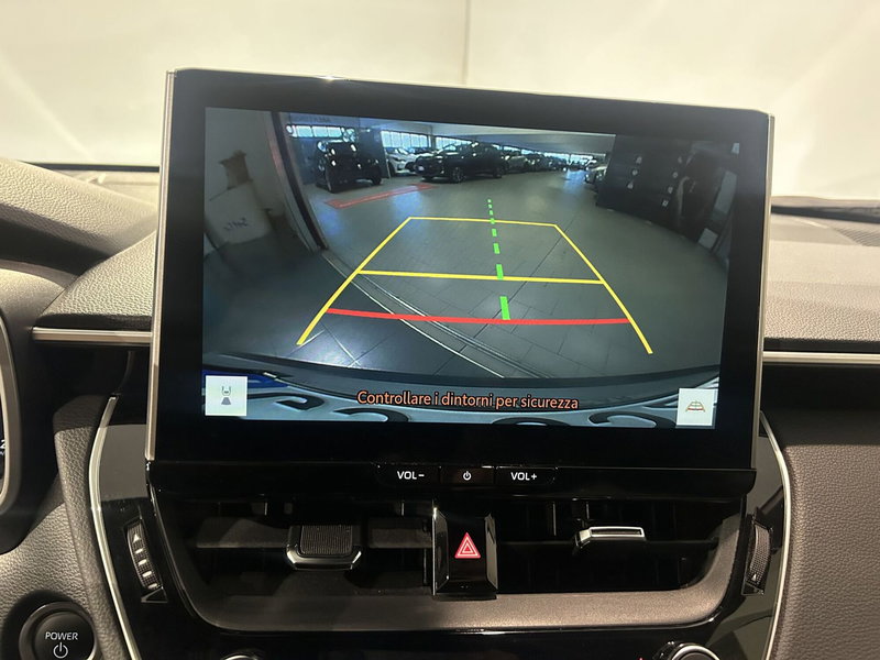 Toyota Corolla Cross Hybrid usata a Milano (11)