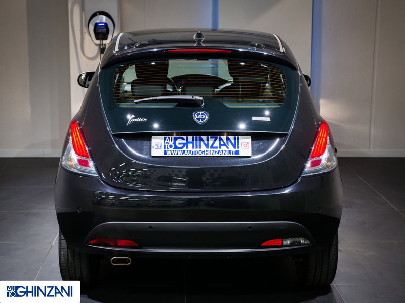 Lancia Ypsilon usata a Bergamo (5)