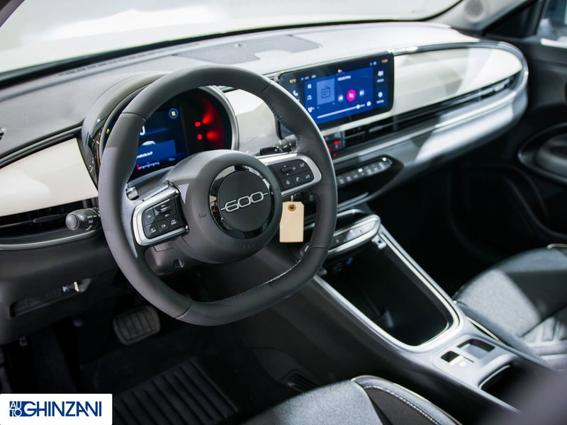 Fiat 600 nuova a Bergamo (11)