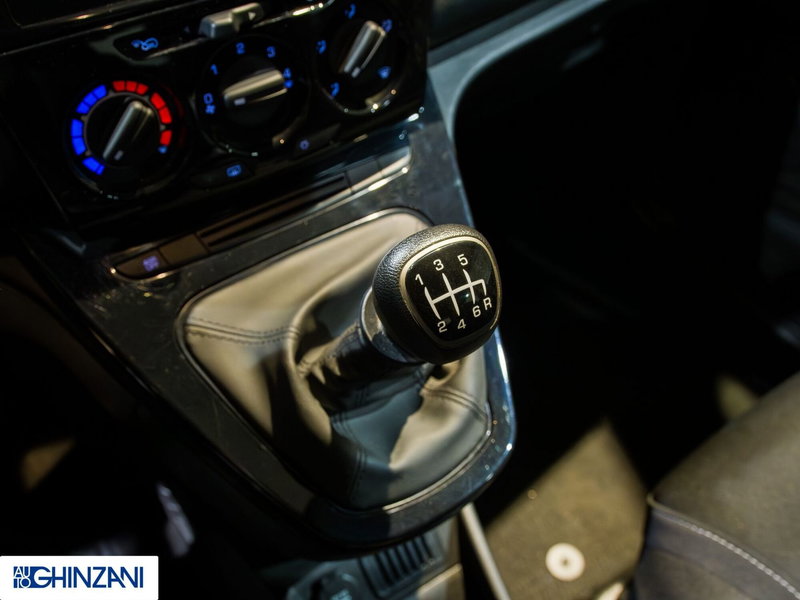 Lancia Ypsilon usata a Bergamo (14)