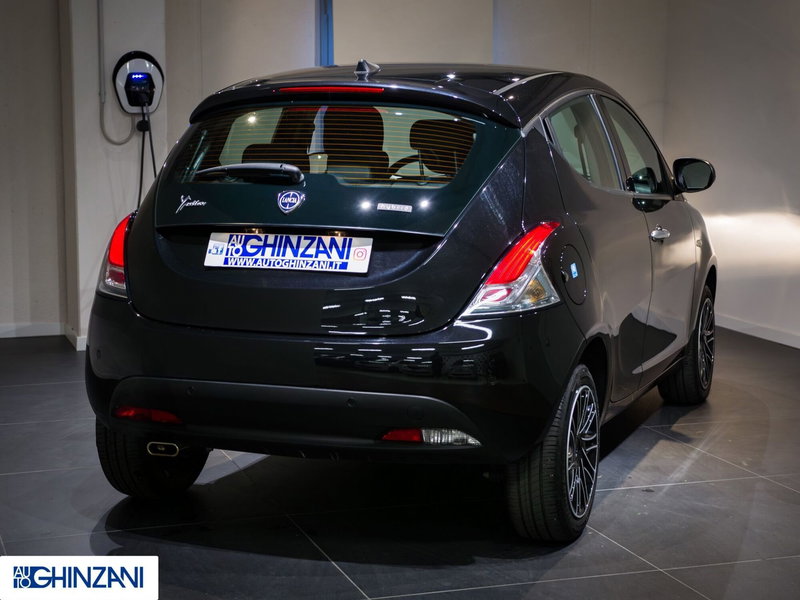 Lancia Ypsilon usata a Bergamo (7)