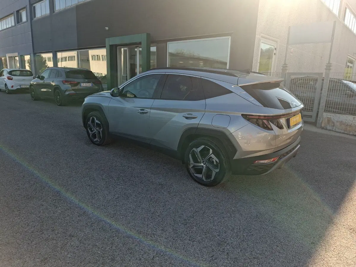 Hyundai Tucson nuova a Ancona (3)