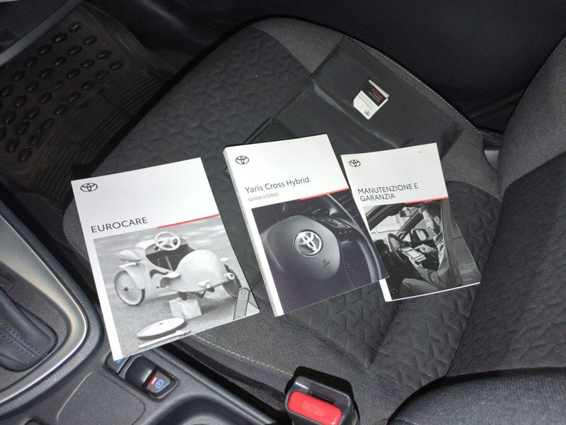 Toyota Yaris Cross usata a Milano (18)