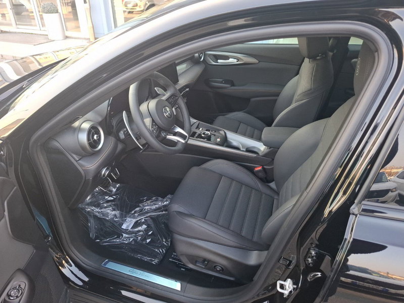 Alfa Romeo Tonale nuova a Ancona (16)