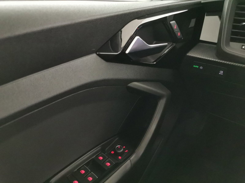 Audi A1 allstreet usata a Chieti (17)