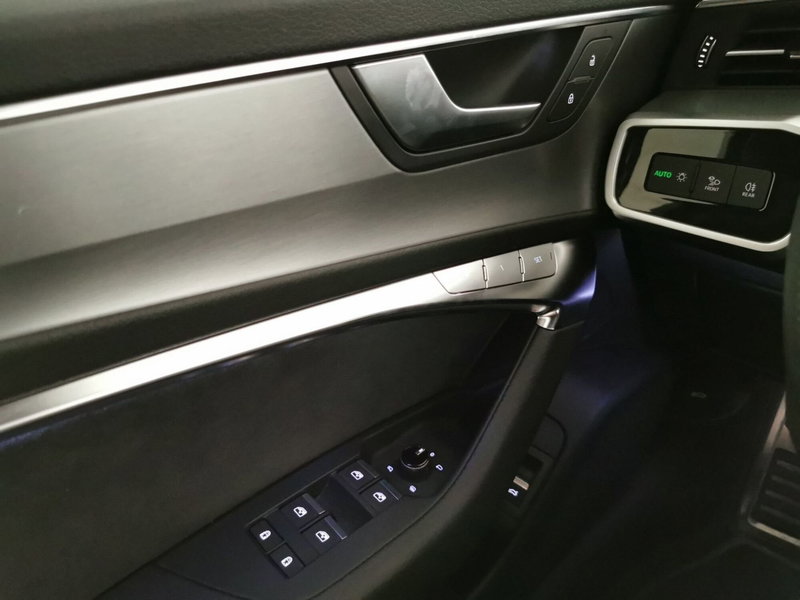 Audi A6 Avant usata a Chieti (17)