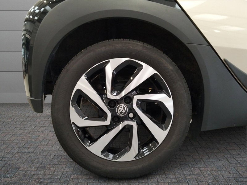 Toyota Aygo X usata a Roma (14)