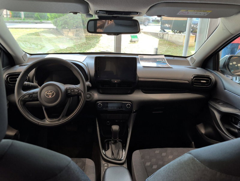 Toyota Yaris nuova a Bologna (11)
