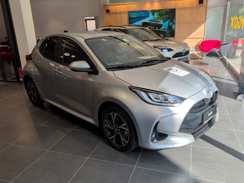 Toyota Yaris nuova a Bologna (2)