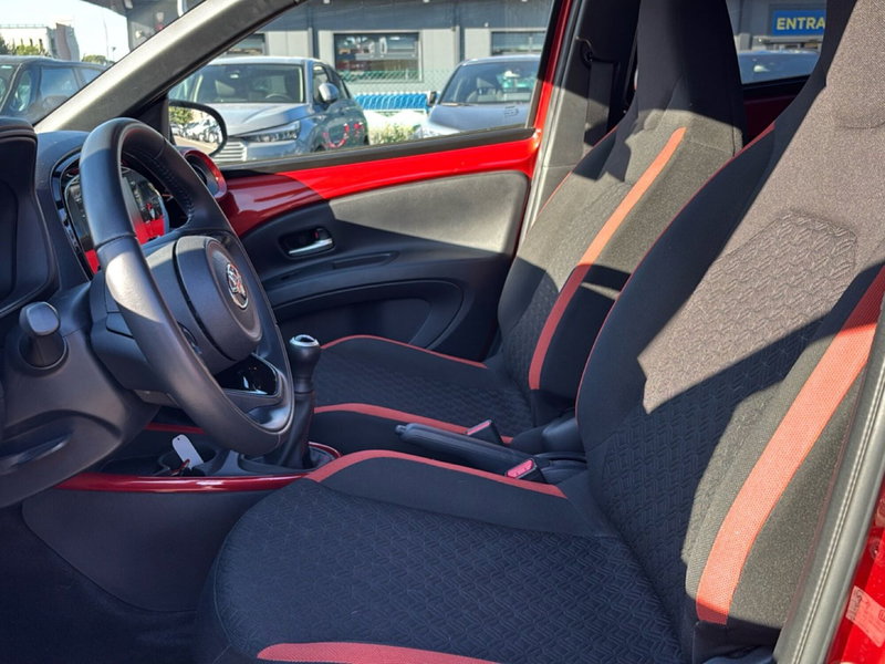 Toyota Aygo X usata a Bologna (8)