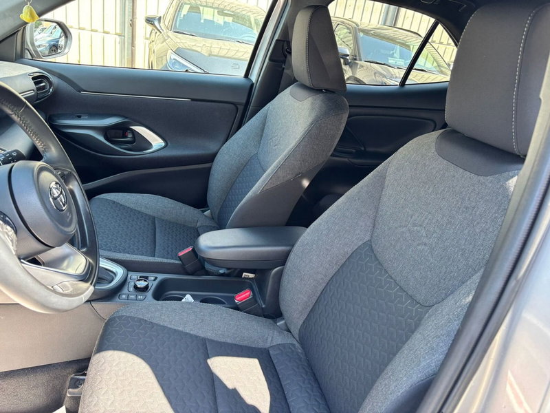 Toyota Yaris Cross usata a Modena (13)