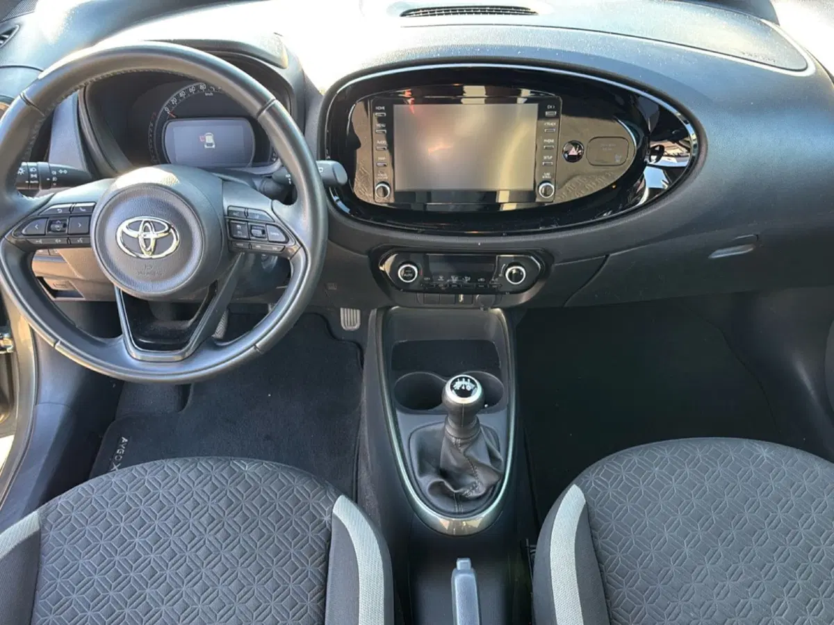Toyota Aygo X usata a Bologna (10)