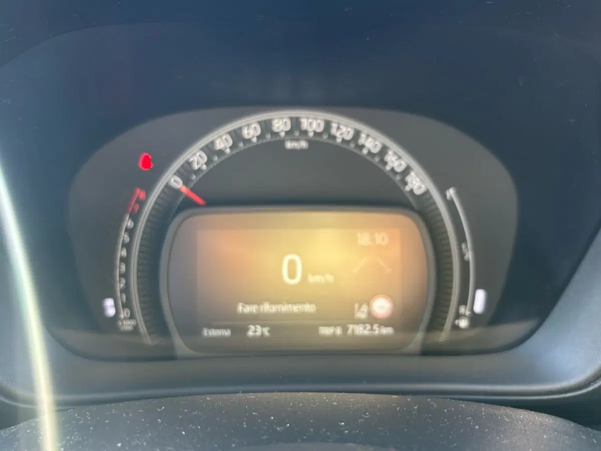 Toyota Aygo X usata a Bologna (11)
