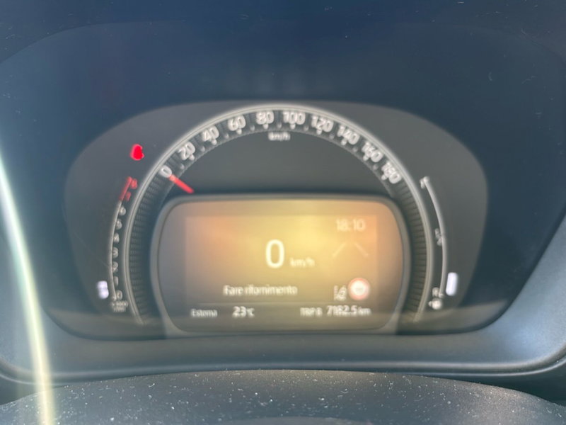 Toyota Aygo X usata a Bologna (11)