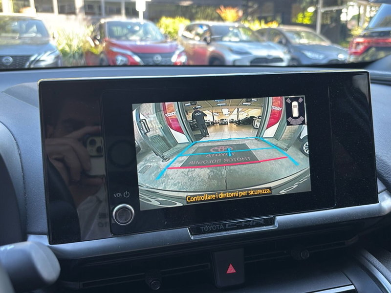 Toyota Toyota C-HR usata a Bologna (13)