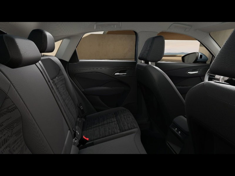 Audi Q3 Sportback nuova a Pisa (10)