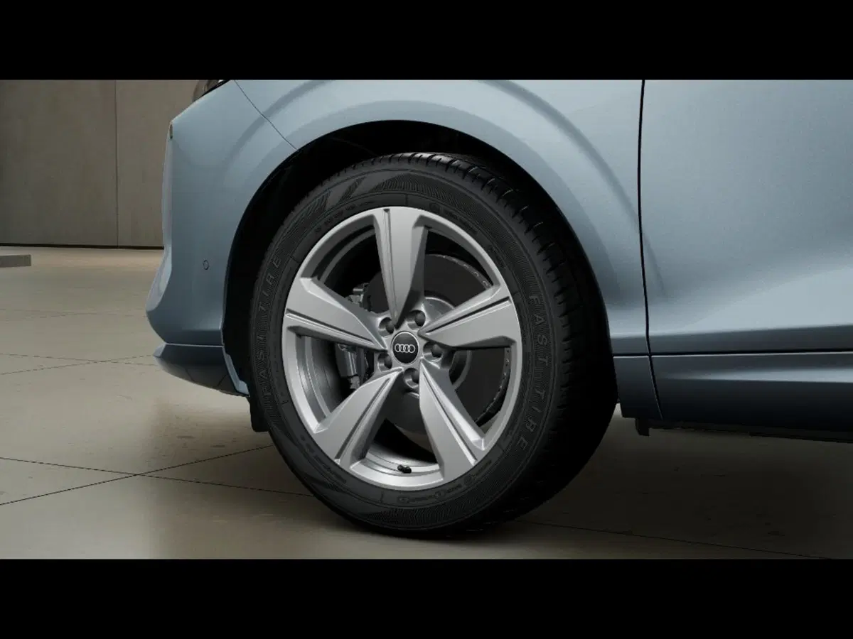Audi Q3 Sportback nuova a Pisa (6)
