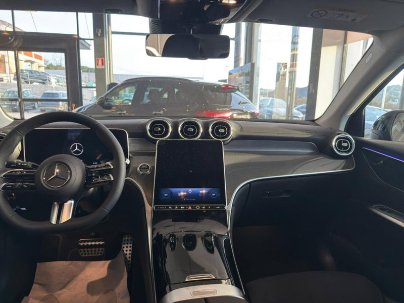 Mercedes-Benz GLC SUV nuova a Grosseto (10)