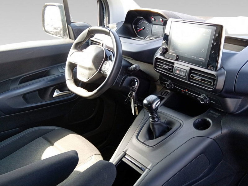 Peugeot Rifter usata a Firenze (12)