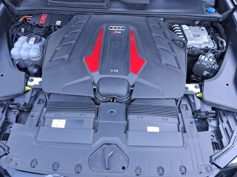 Audi RS Q8 usata a Bologna (12)