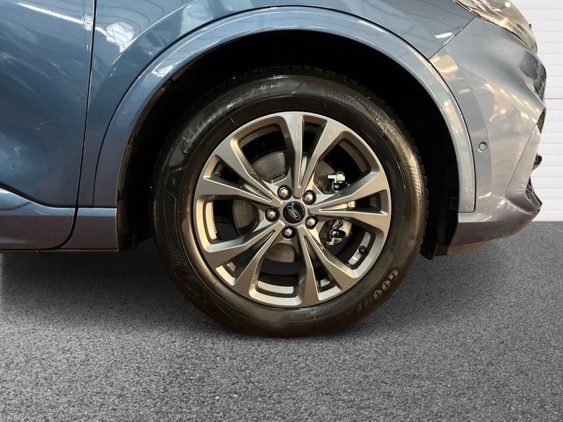 Ford Kuga usata a Bari (6)
