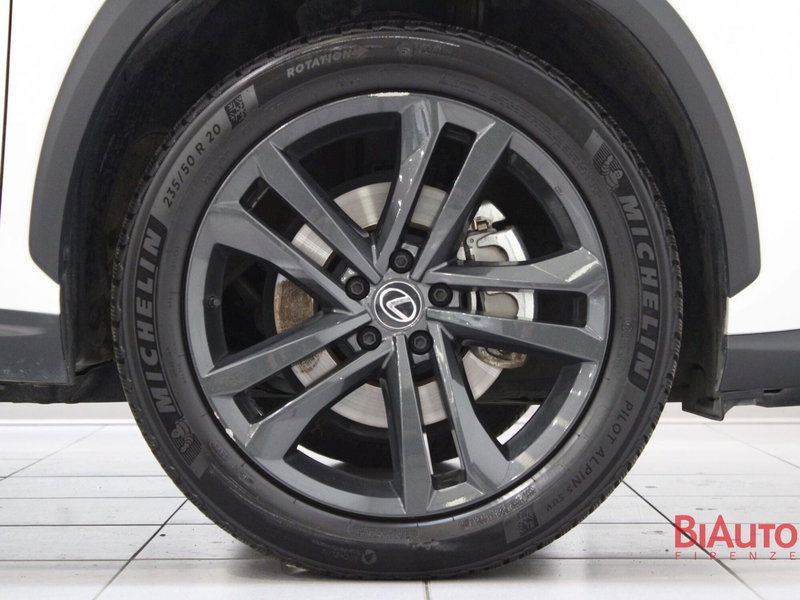 Lexus NX usata a Firenze (20)