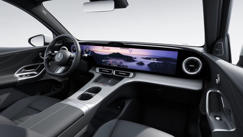 Mercedes-Benz GLC nuova a Chieti (9)