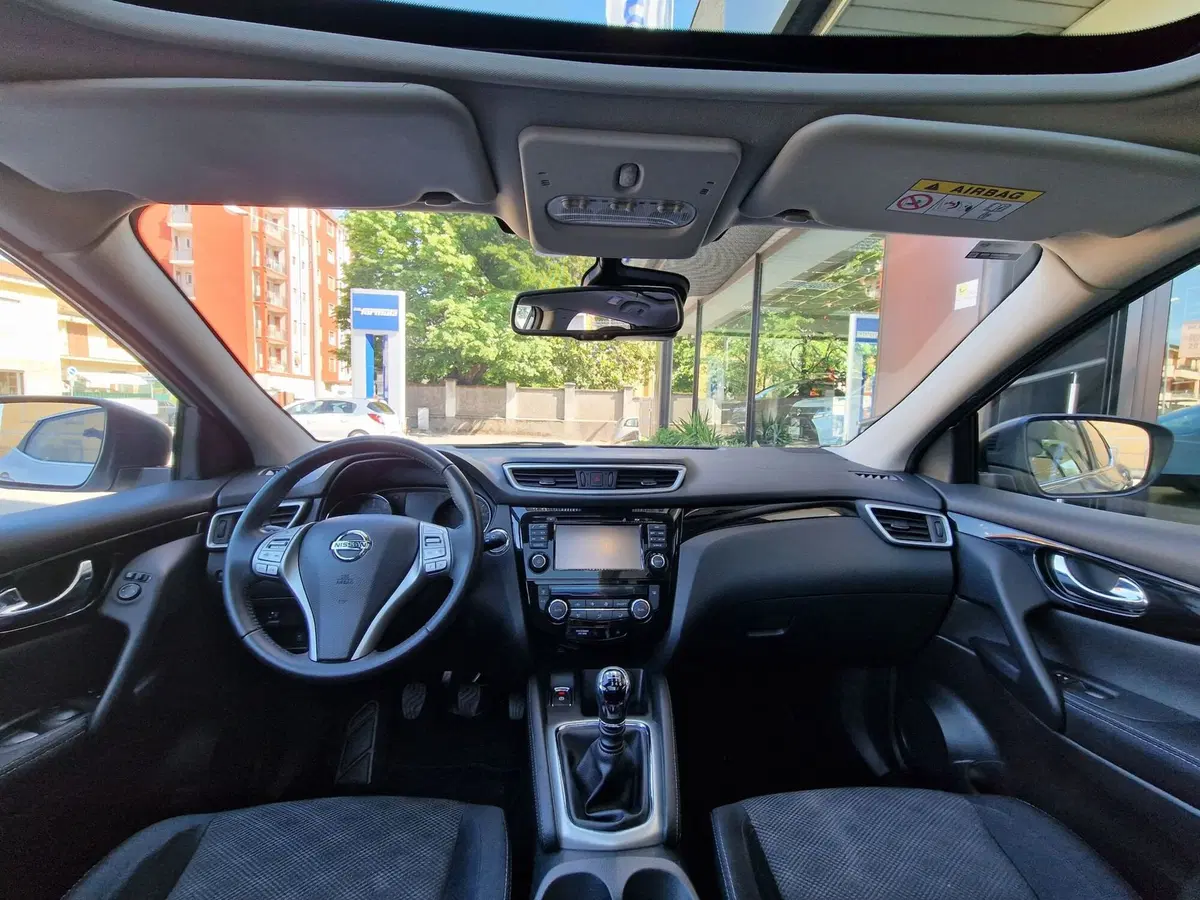 Nissan Qashqai usata a Milano (8)