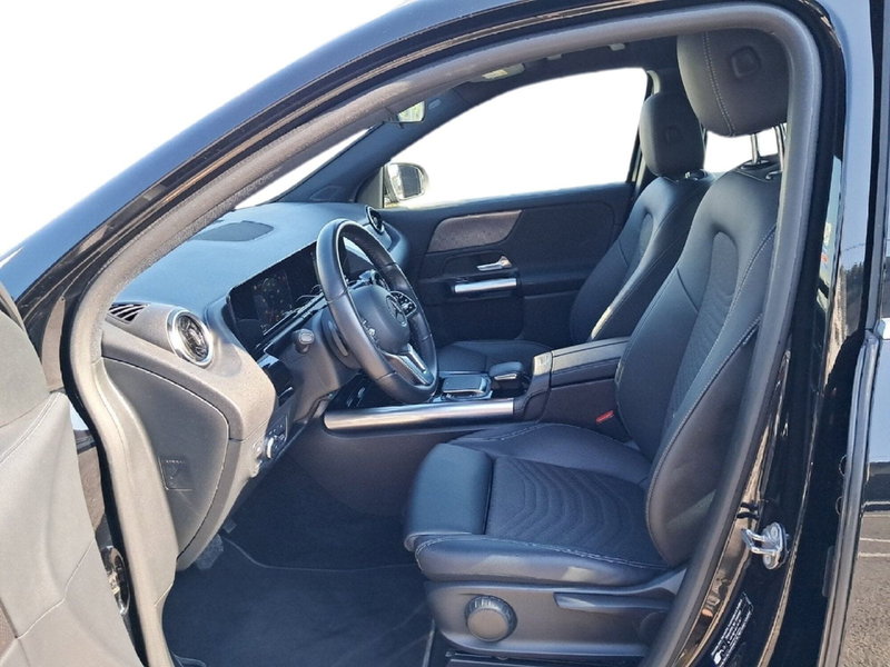 Mercedes-Benz GLA SUV usata a Salerno (10)