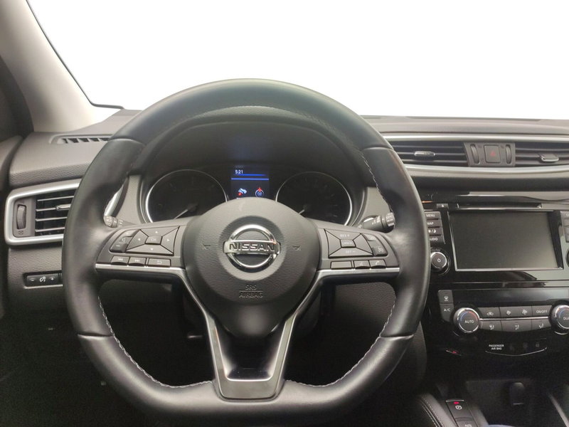 Nissan Qashqai usata a Avellino (20)